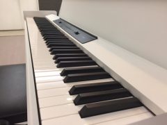 88鍵盤電子ピアノ柏ダンススタジオ